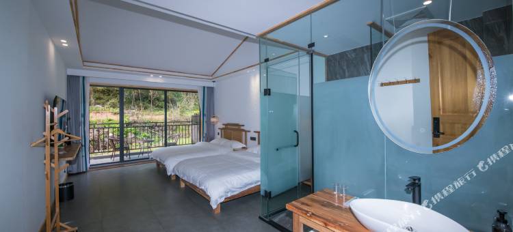 蔚蓝时光民宿(竹海野生动物园店)图片