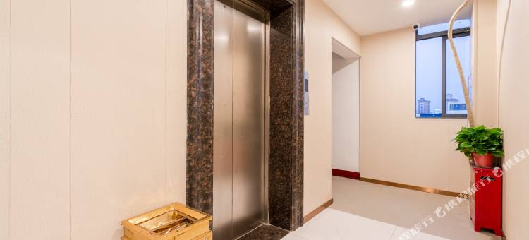 锦辰精品酒店(泰富时代广场店)图片