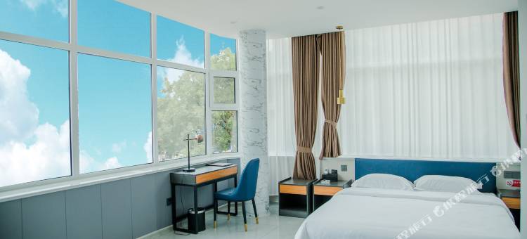 睿柏·云酒店(齐河永乐街店)图片