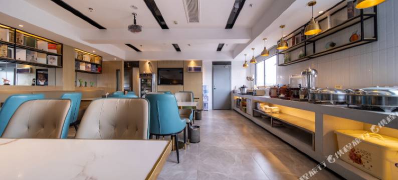 柏漫酒店(长沙万家丽广场地铁站店)图片