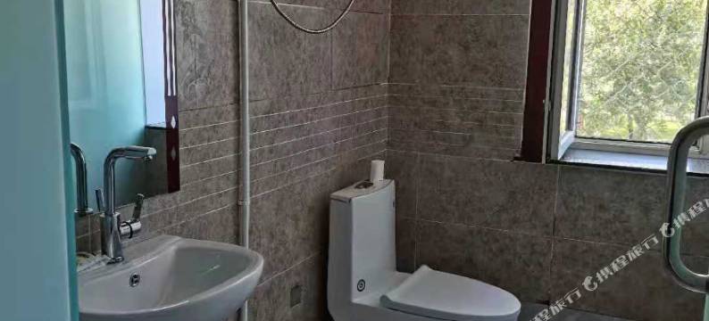 密山万豪快捷宾馆图片