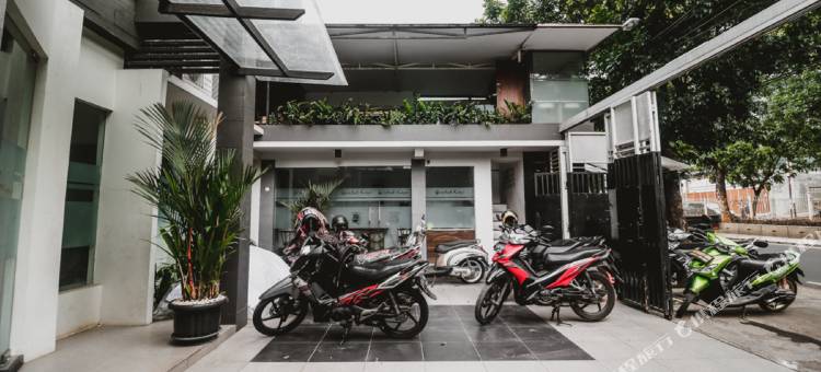 红多兹酒店-近雅加达橘园(RedDoorz Near Kebon Jeruk Jakarta)图片