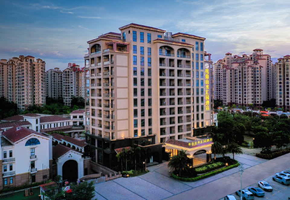 琼海兆南山水滙园酒店（市政务服务中心店）外景图