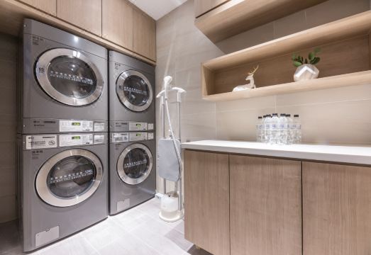 HanTing Hotel (Wuxi Sanyang Square Subway Station) Hotel Overview