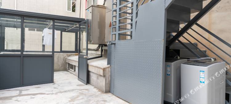 逸柠酒店式公寓(宁波天一广场鼓楼店)图片