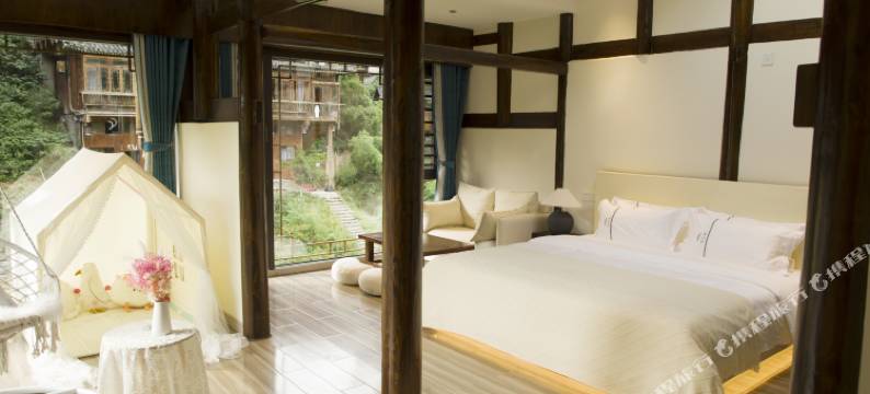 月忆楼民宿(西江千户苗寨店)图片