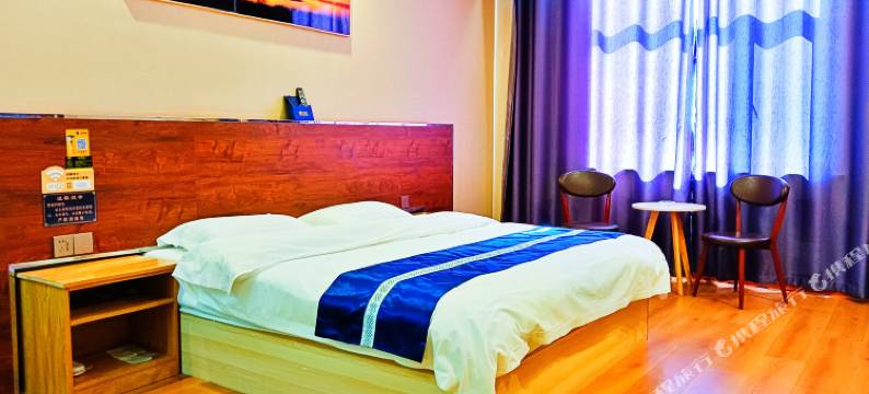 茶卡索隆阁酒店图片