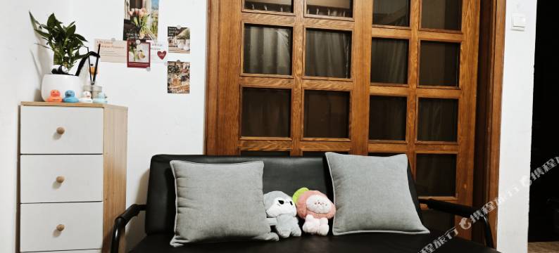 遇见木屋青年民宿(南山地铁站店)图片