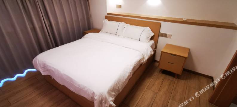 万宁春风十里LOFT精品民宿(万宁高铁站店)图片