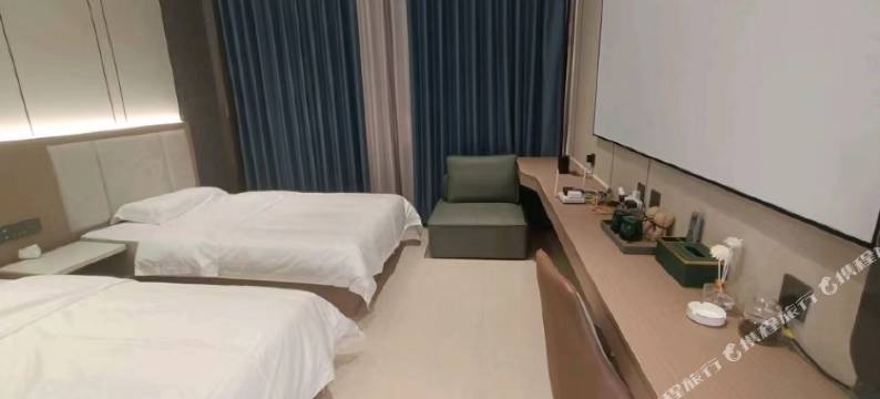 如家华驿精选酒店(施甸月谭公园店)图片