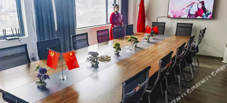 九龙吉日格宗酒店图片