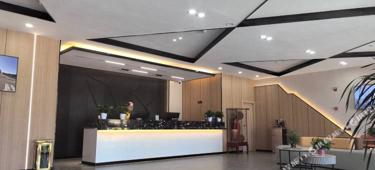 IU酒店(格尔木黄河路店)图片