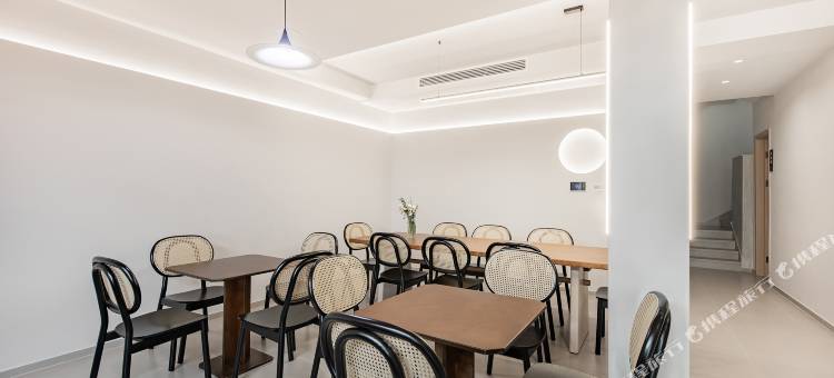 丰生四季·亲子泳池漂流溯溪度假美墅(龙王山漂流浙北大峡谷店)图片