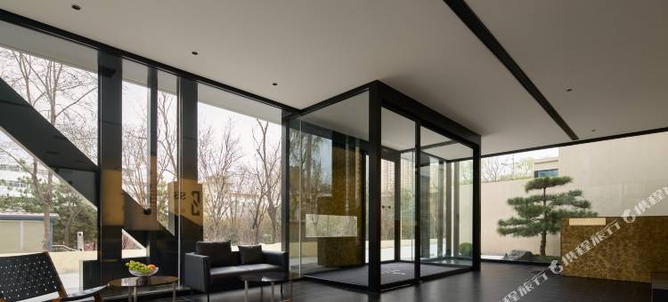 SFEEL设计师酒店(太原火车站朝阳街店)图片