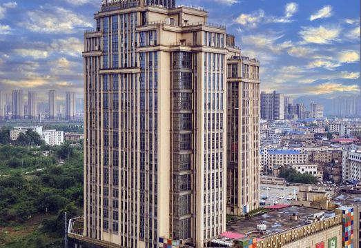 莫斯丽璞酒店MORE·SLEEP（宁乡人人乐商业步行街店）外景图