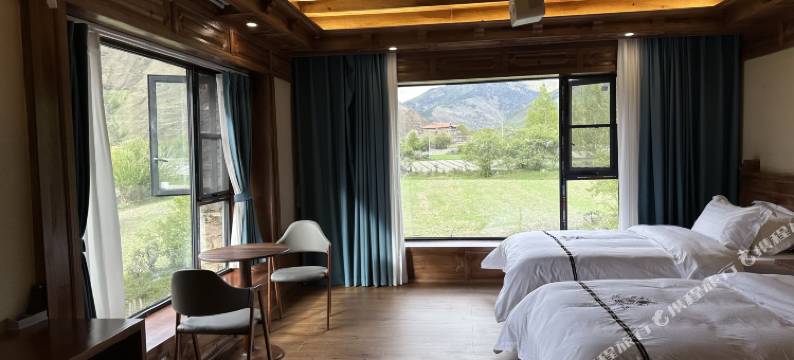 花田小住(甲根坝店)图片