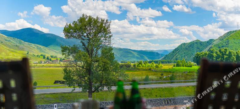 柏湾BOWAN·山谷里设计师度假酒店 (康定新都桥镇店)图片