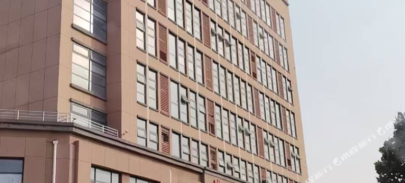 旭航影音酒店(德州学院店)图片