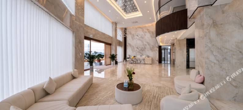 舒心七彩大酒店图片