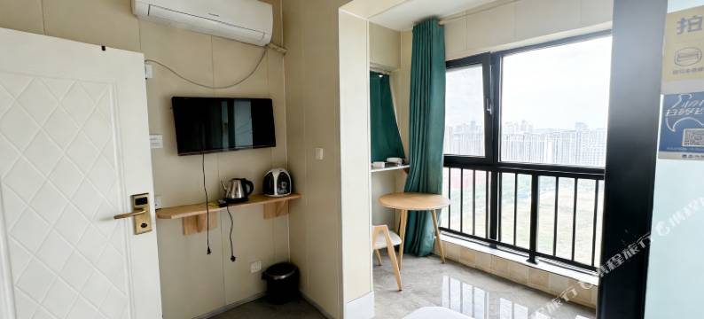 郑州入梦客栈(郑大一附院郑东院区店)图片