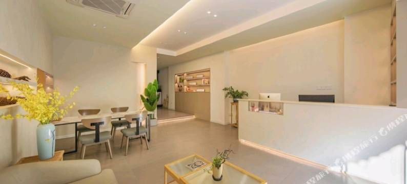 雅顺青年旅舍(五一广场紫阳地铁站店)图片