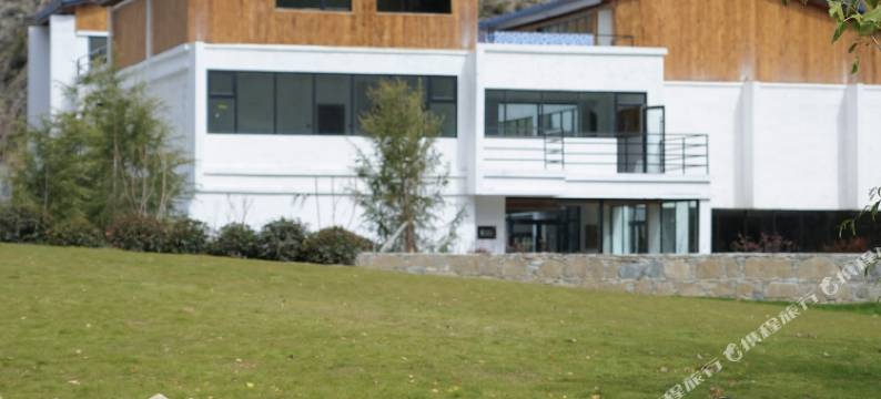 嘎尔庄园(四姑娘山镇·夹金海子店)图片