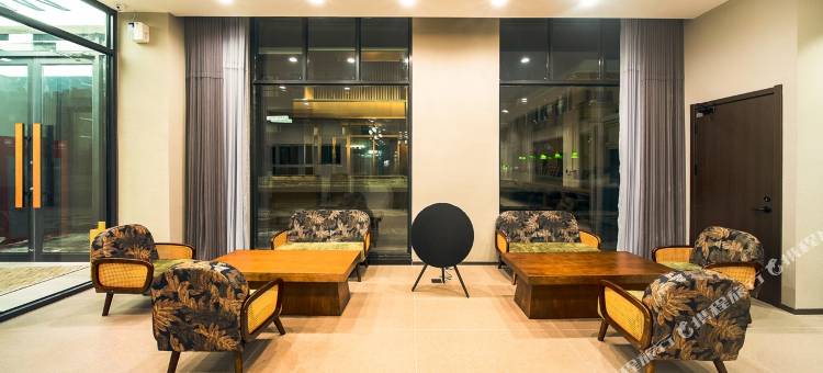 三月酒店(乌鲁木齐天山国际机场店)图片