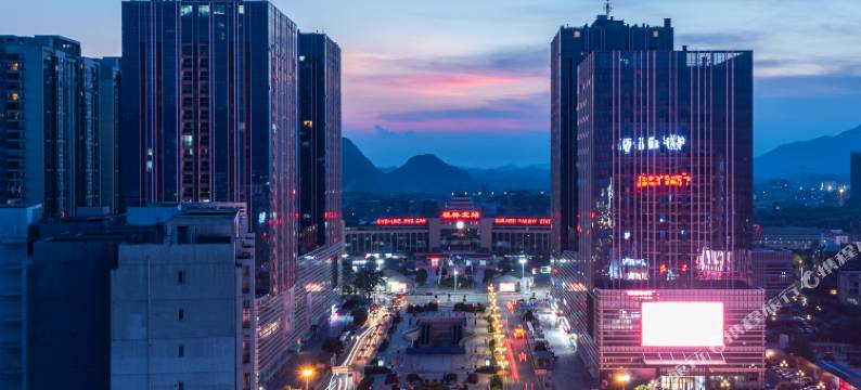 桂林高铁北站恒大广场亚朵酒店图片