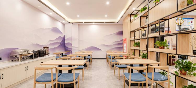 骏怡精选酒店(林州汽车站龙湖水系公园店)图片