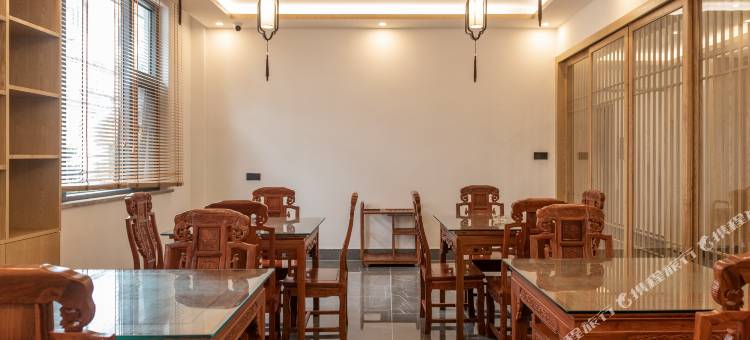 华瑞大酒店(九华山游客换乘中心店)图片