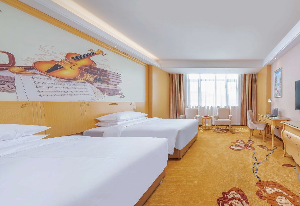 Vienna Hotel Hotel Overview