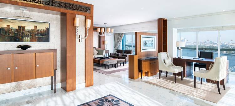 迪拜克里克喜来登酒店大厦(Sheraton Dubai Creek Hotel & Towers)图片