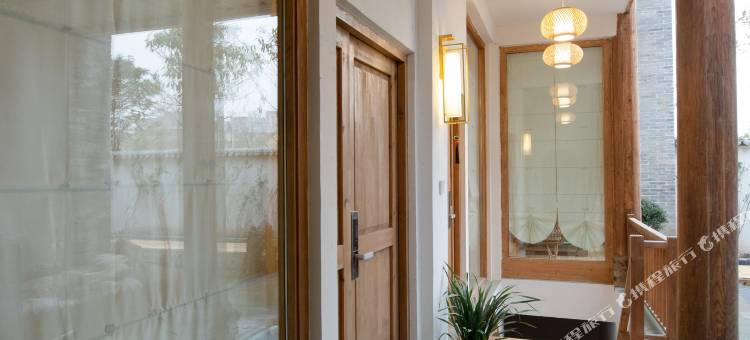 礼泉关中庭院天水围民宿图片