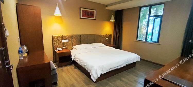 蜜悦假日酒店(新市古镇店)图片