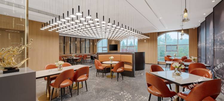 青岛胶东国际机场亚朵酒店图片