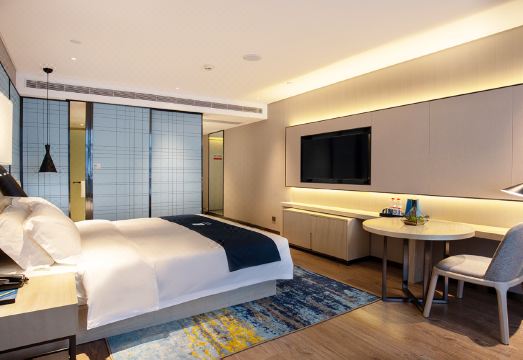 Echarm Hotel (Jinzhai Wuxing Street Guihua Park Store) Hotel Overview