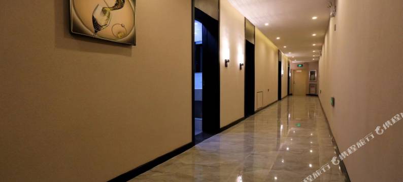 锦州超越时空电竞商务酒店图片