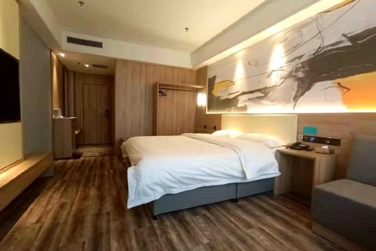 选择房间开业:2015沈阳虹桥宾馆是辽中新开的酒店之一,于2015-12-01