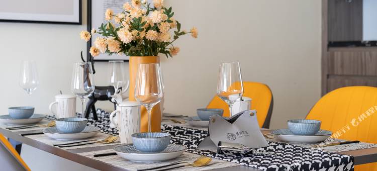 景咖·亲子网红泳池度假冲浪设计师民宿(海棠湾恒大养生谷店)图片