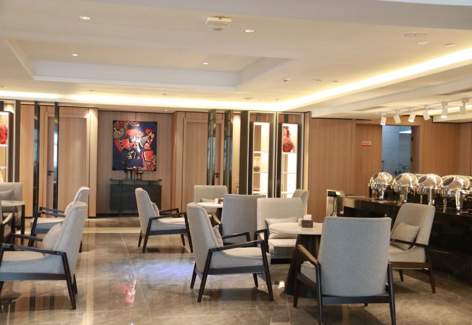 Kangcheng Hotel (Yuexi High-speed Railway Station) Hotel Overview