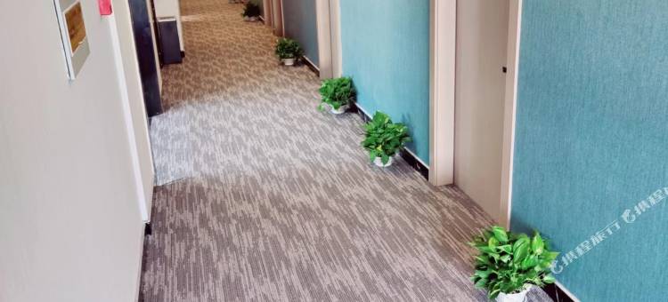 双周宾馆(鉴水路地铁站店)图片