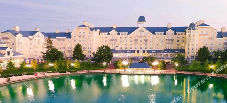 迪士尼新港俱乐部酒店©(Disney Newport Bay Club)图片