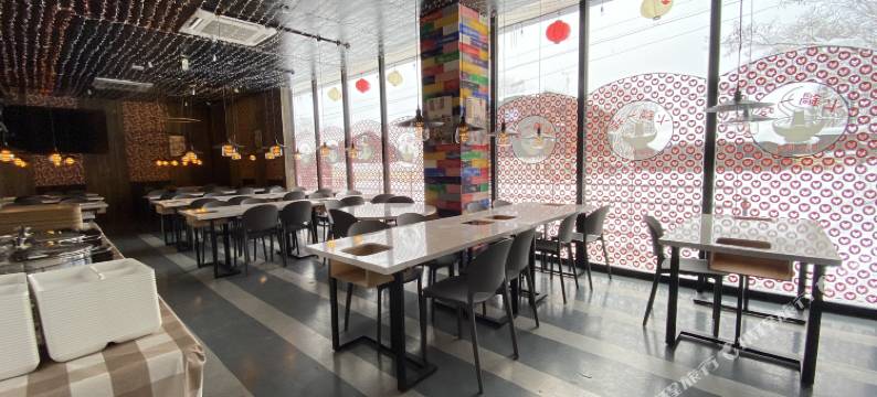 Q FOX 黑钻石酒店(Q Fox Black Diamond Hotel)图片