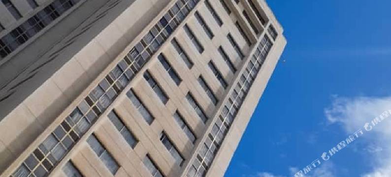 克里斯蒂娜套房酒店(Hotel Cristina Suites)图片