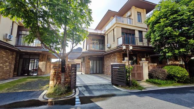 英德鹭影心花小镇度假别墅(巧克力王国度假区店)