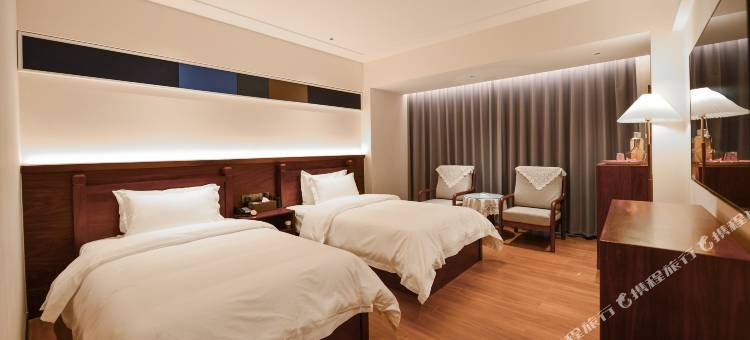 建水供销旅社(古城小火车店)图片