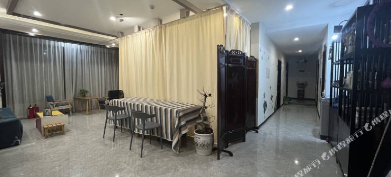 贵阳筑季青旅(花果园购物中心松花路地铁站店)图片