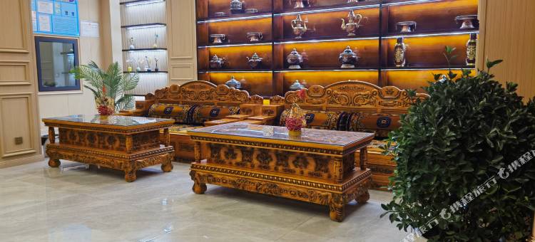 诺尔布岭酒店图片