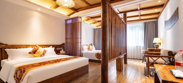 丹东憩园宾馆(鸭绿江断桥店)图片