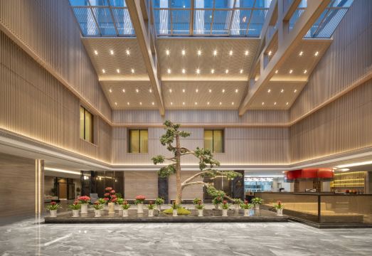 Grand New Century Hotel Taihu Anqing Hotel Overview